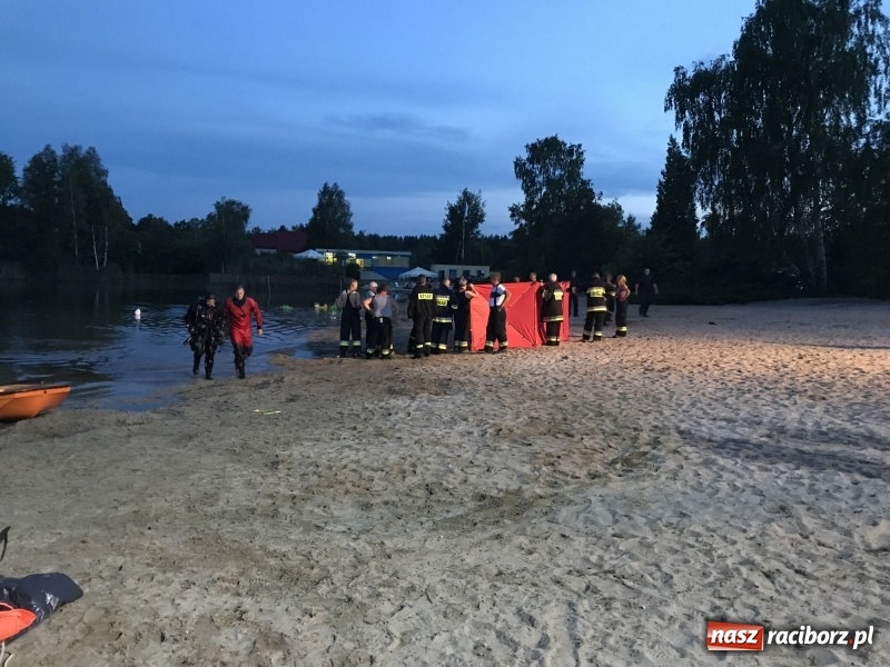 Zdjęcie w galerii na portalu naszraciborz.pl: Tragedia w Kuźni Raciborskiej. W akwenie ośrodka Wodnik utonął 18-latek wiadomości z regionu