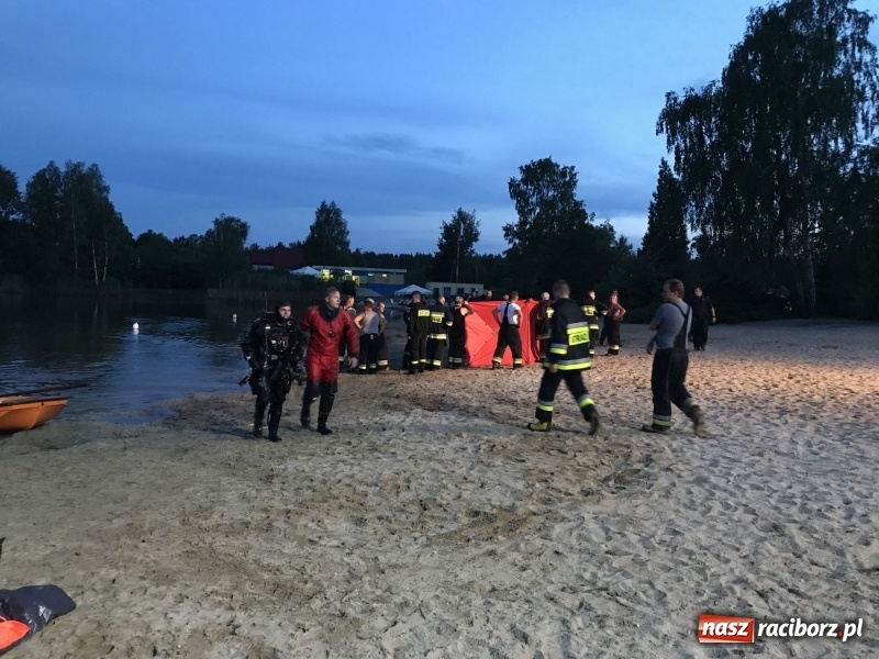 Zdjęcie w galerii na portalu naszraciborz.pl: Tragedia w Kuźni Raciborskiej. W akwenie ośrodka Wodnik utonął 18-latek wiadomości z regionu