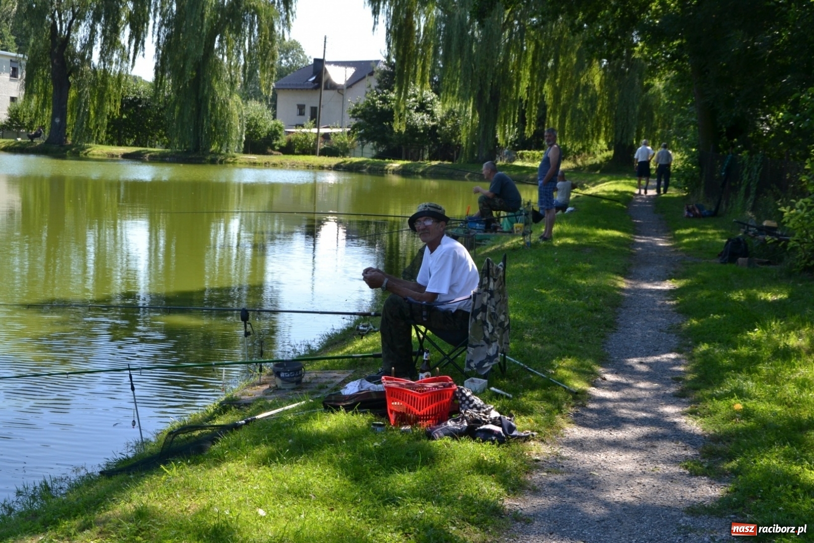Zdjęcie w galerii na portalu naszraciborz.pl: Kazimierz Cieślak najlepszym wędkarzem wśród emerytów i rencistów podczas zawodów w Tworkowie wiadomości z regionu
