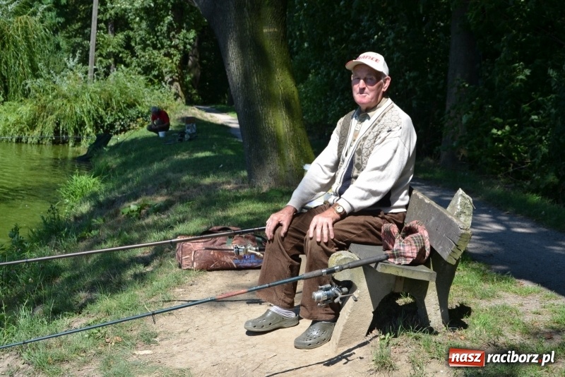 Zdjęcie w galerii na portalu naszraciborz.pl: Kazimierz Cieślak najlepszym wędkarzem wśród emerytów i rencistów podczas zawodów w Tworkowie wiadomości z regionu