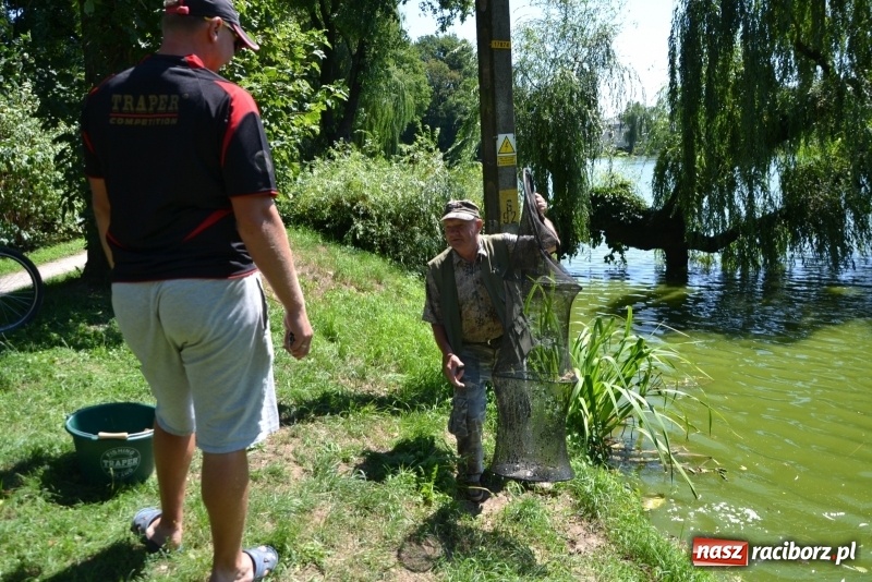 Zdjęcie w galerii na portalu naszraciborz.pl: Kazimierz Cieślak najlepszym wędkarzem wśród emerytów i rencistów podczas zawodów w Tworkowie wiadomości z regionu