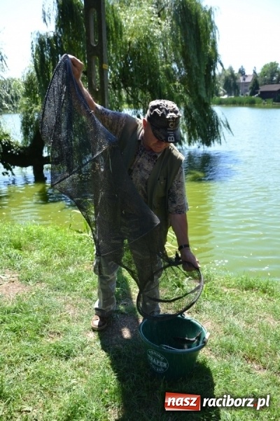 Zdjęcie w galerii na portalu naszraciborz.pl: Kazimierz Cieślak najlepszym wędkarzem wśród emerytów i rencistów podczas zawodów w Tworkowie wiadomości z regionu