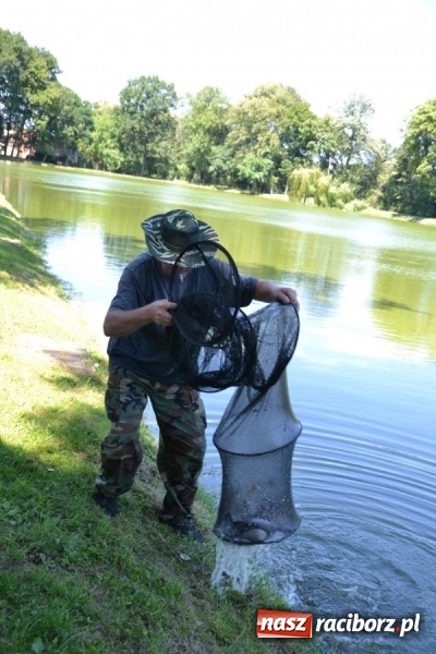 Zdjęcie w galerii na portalu naszraciborz.pl: Kazimierz Cieślak najlepszym wędkarzem wśród emerytów i rencistów podczas zawodów w Tworkowie wiadomości z regionu