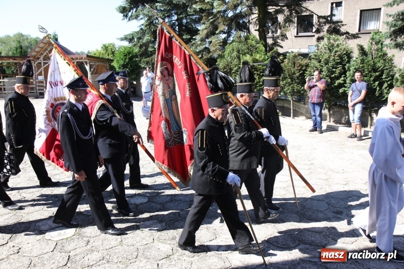 Zdjęcie w galerii na portalu naszraciborz.pl: Ksiądz Edward Lisowski pożegnał się z parafianami z Kobyli wiadomości z regionu