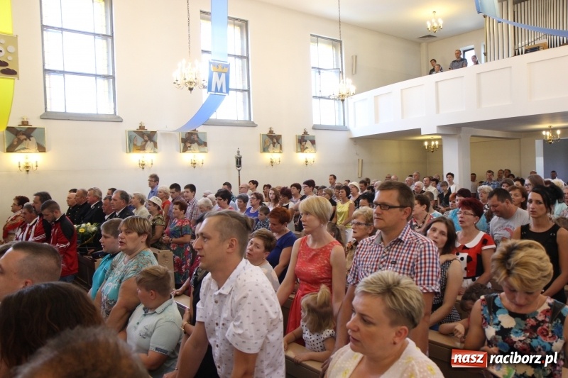 Zdjęcie w galerii na portalu naszraciborz.pl: Ksiądz Edward Lisowski pożegnał się z parafianami z Kobyli wiadomości z regionu