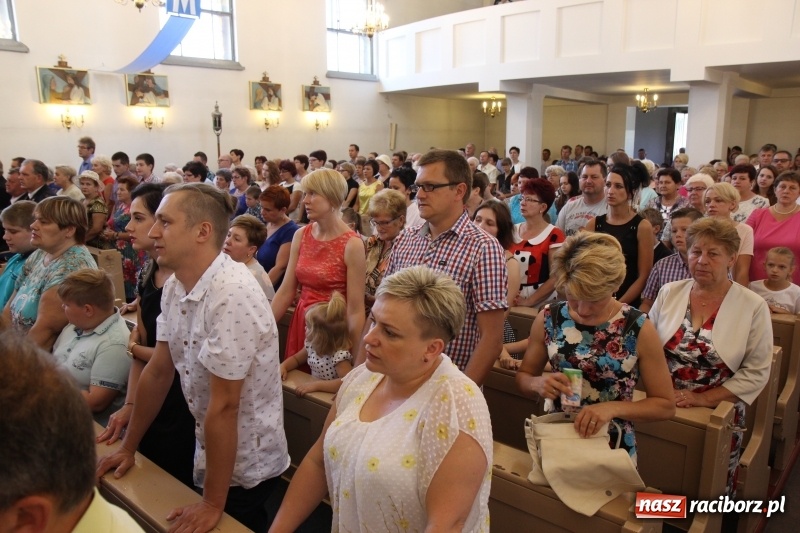 Zdjęcie w galerii na portalu naszraciborz.pl: Ksiądz Edward Lisowski pożegnał się z parafianami z Kobyli wiadomości z regionu