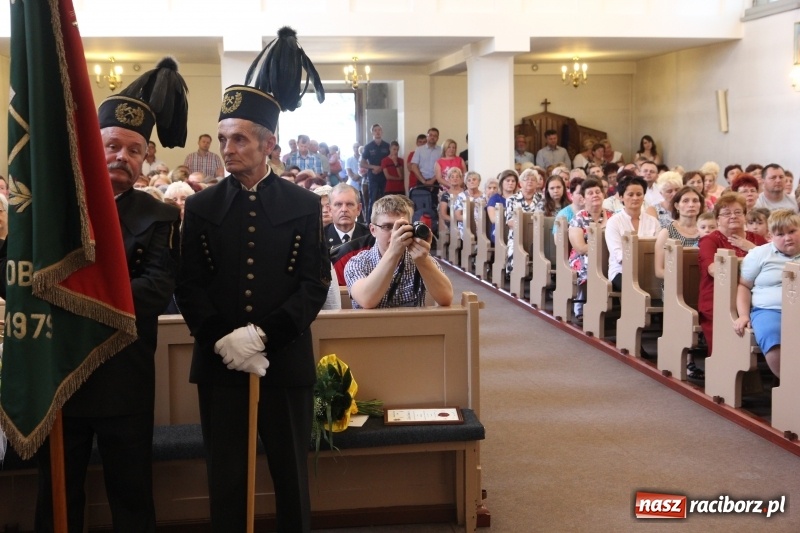 Zdjęcie w galerii na portalu naszraciborz.pl: Ksiądz Edward Lisowski pożegnał się z parafianami z Kobyli wiadomości z regionu