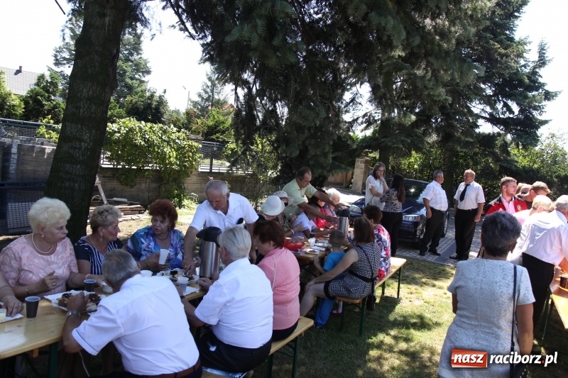 Zdjęcie w galerii na portalu naszraciborz.pl: Ksiądz Edward Lisowski pożegnał się z parafianami z Kobyli wiadomości z regionu