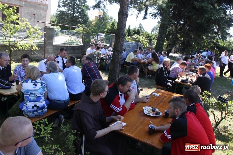 Zdjęcie w galerii na portalu naszraciborz.pl: Ksiądz Edward Lisowski pożegnał się z parafianami z Kobyli wiadomości z regionu