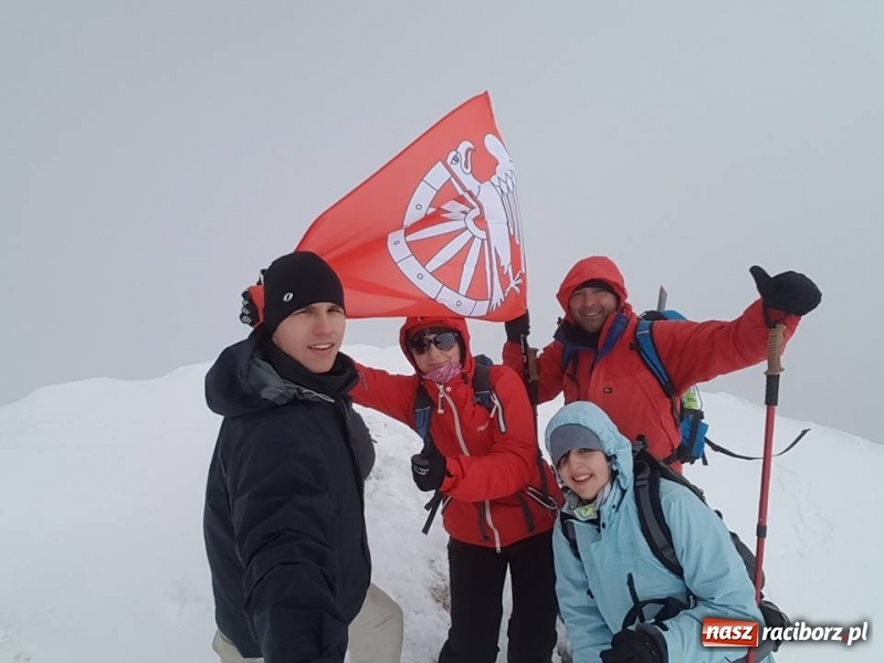 Zdjęcie w galerii na portalu naszraciborz.pl: W Rumunii, na Gerlachu czy w Adriatyku - podróżnicy Adventure Blue Diving Team promują 800-lecie Raciborza  wiadomości z regionu