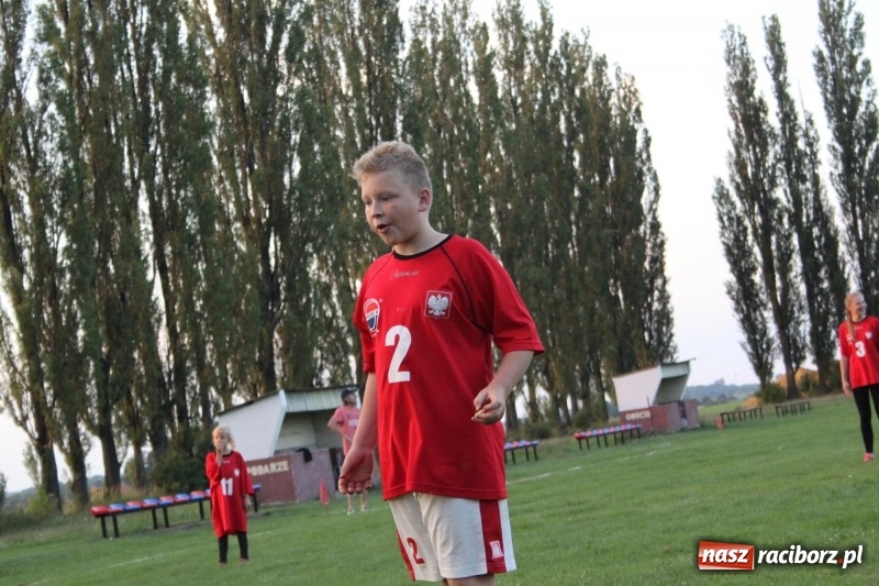 Zdjęcie w galerii na portalu naszraciborz.pl: Cyprzanów i Wojnowice trenują do Mistrzostw Polski w piłce palantowej  wiadomości z regionu