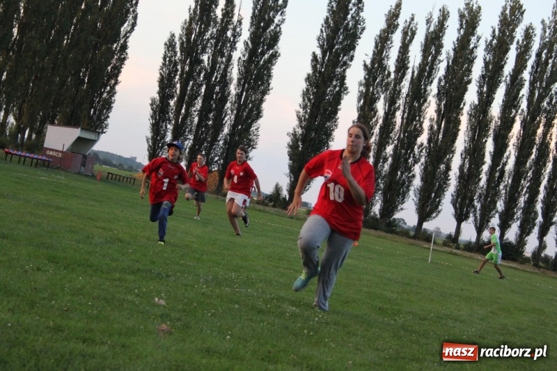 Zdjęcie w galerii na portalu naszraciborz.pl: Cyprzanów i Wojnowice trenują do Mistrzostw Polski w piłce palantowej  wiadomości z regionu