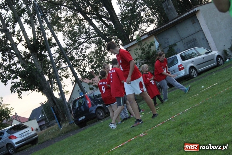 Zdjęcie w galerii na portalu naszraciborz.pl: Cyprzanów i Wojnowice trenują do Mistrzostw Polski w piłce palantowej  wiadomości z regionu