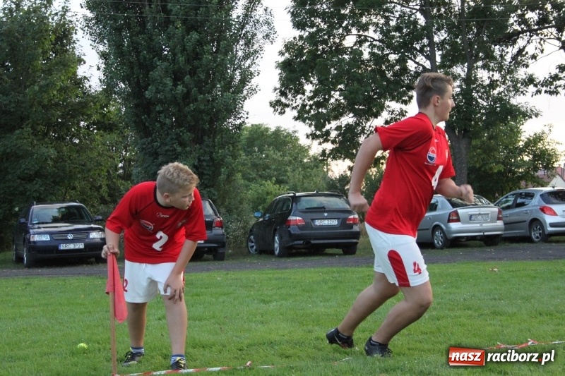 Zdjęcie w galerii na portalu naszraciborz.pl: Cyprzanów i Wojnowice trenują do Mistrzostw Polski w piłce palantowej  wiadomości z regionu