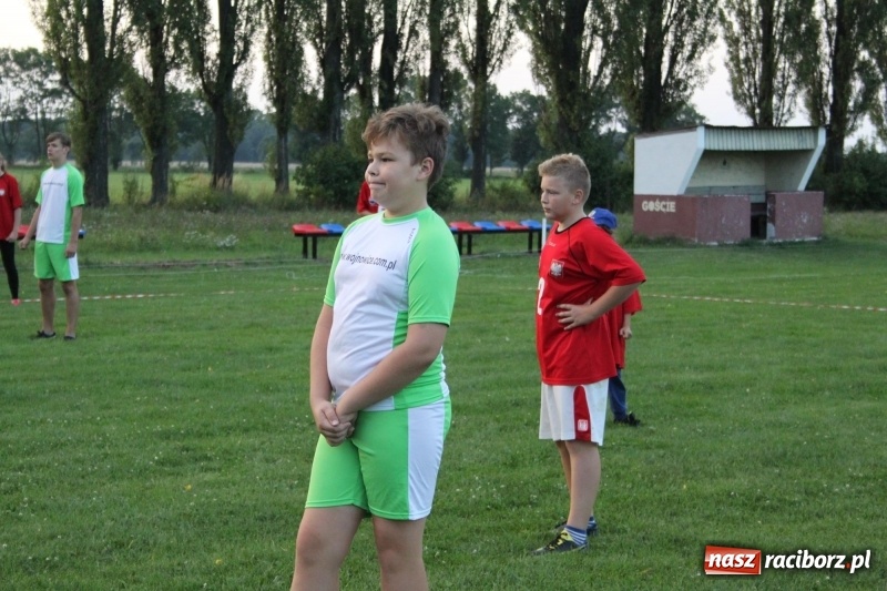 Zdjęcie w galerii na portalu naszraciborz.pl: Cyprzanów i Wojnowice trenują do Mistrzostw Polski w piłce palantowej  wiadomości z regionu