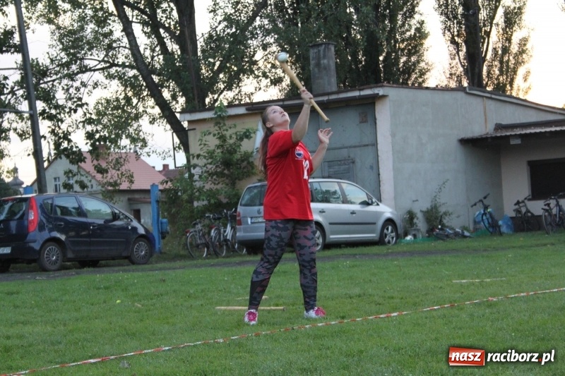 Zdjęcie w galerii na portalu naszraciborz.pl: Cyprzanów i Wojnowice trenują do Mistrzostw Polski w piłce palantowej  wiadomości z regionu