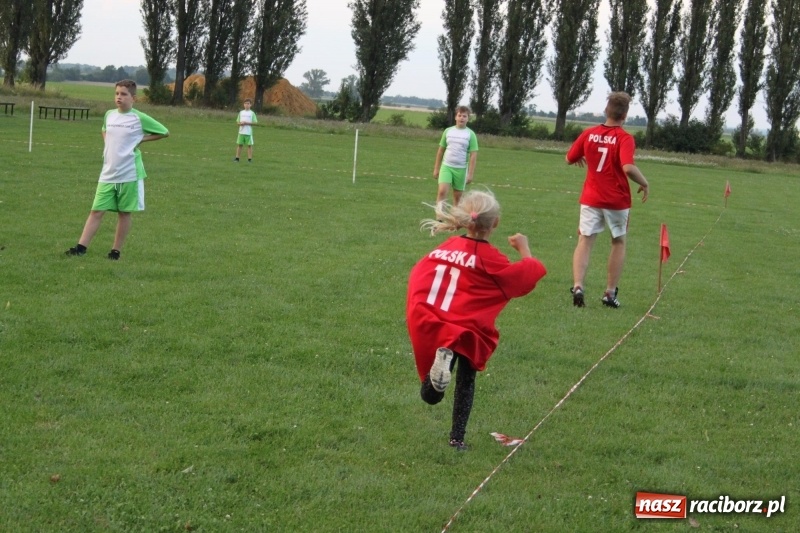 Zdjęcie w galerii na portalu naszraciborz.pl: Cyprzanów i Wojnowice trenują do Mistrzostw Polski w piłce palantowej  wiadomości z regionu