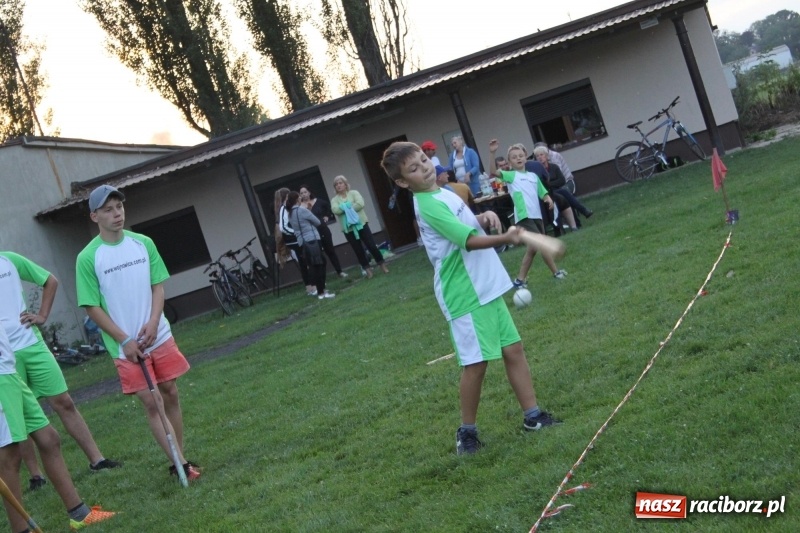 Zdjęcie w galerii na portalu naszraciborz.pl: Cyprzanów i Wojnowice trenują do Mistrzostw Polski w piłce palantowej  wiadomości z regionu