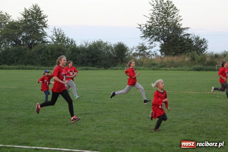 Zdjęcie w galerii na portalu naszraciborz.pl: Cyprzanów i Wojnowice trenują do Mistrzostw Polski w piłce palantowej  wiadomości z regionu