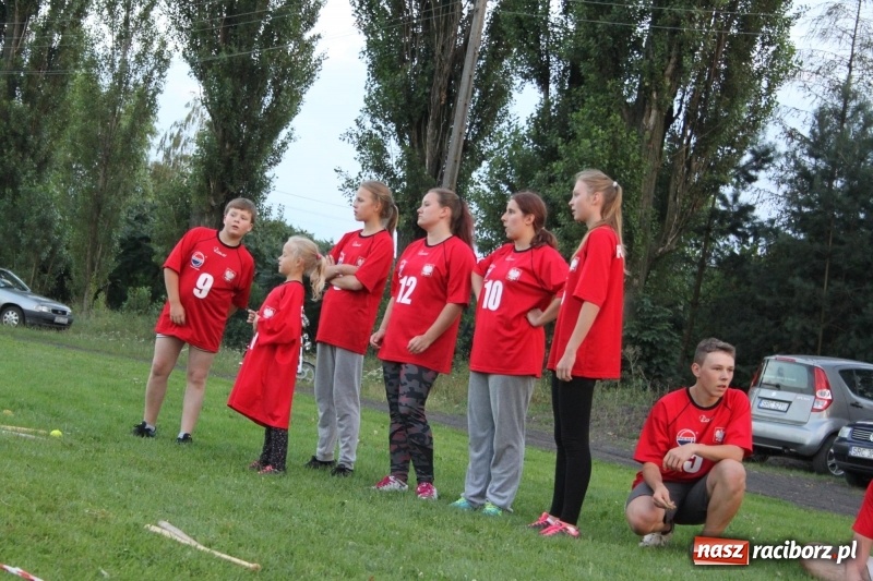 Zdjęcie w galerii na portalu naszraciborz.pl: Cyprzanów i Wojnowice trenują do Mistrzostw Polski w piłce palantowej  wiadomości z regionu