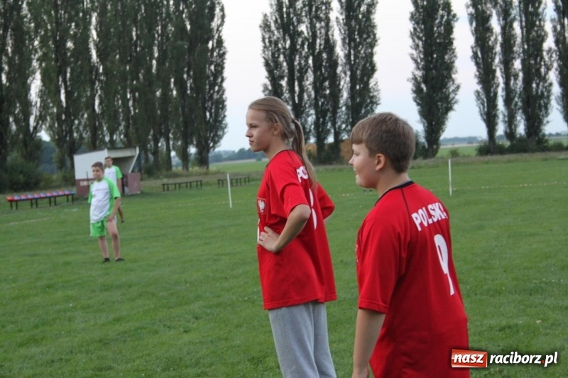 Zdjęcie w galerii na portalu naszraciborz.pl: Cyprzanów i Wojnowice trenują do Mistrzostw Polski w piłce palantowej  wiadomości z regionu