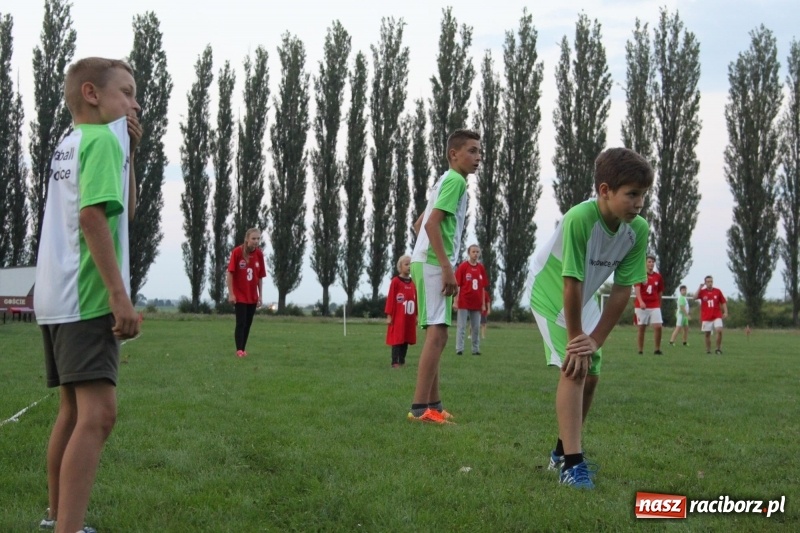 Zdjęcie w galerii na portalu naszraciborz.pl: Cyprzanów i Wojnowice trenują do Mistrzostw Polski w piłce palantowej  wiadomości z regionu