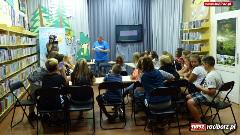 Zdjęcie w galerii na portalu naszraciborz.pl: Wakacje z duchami - raciborska biblioteka zaprosiła na Noc Łowców Duchów wiadomości z regionu