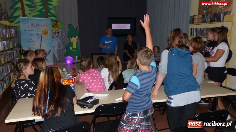 Zdjęcie w galerii na portalu naszraciborz.pl: Wakacje z duchami - raciborska biblioteka zaprosiła na Noc Łowców Duchów wiadomości z regionu