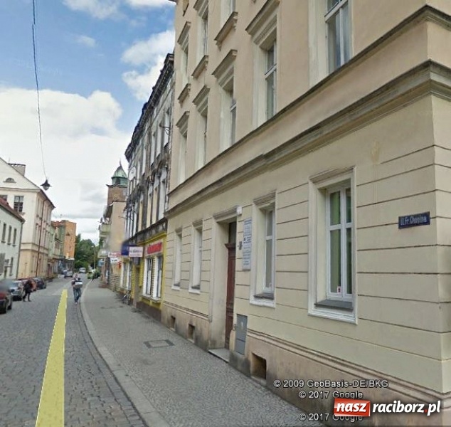 Zdjęcie w galerii na portalu naszraciborz.pl: Przeróbka parteru kamienicy przy Chopina - oburzenie Czytelnika, reakcja konserwatora wiadomości z regionu