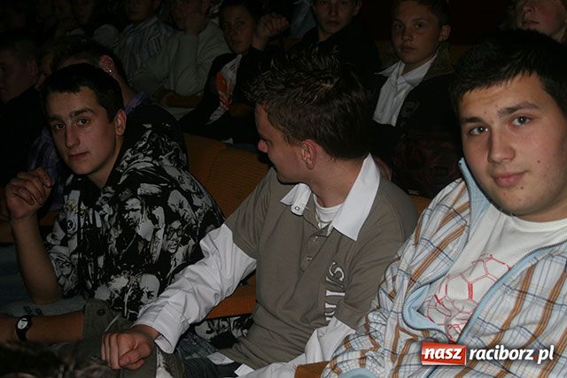 Zdjęcie w galerii na portalu naszraciborz.pl: 60 lat szkoły w Kuźni wiadomości z regionu