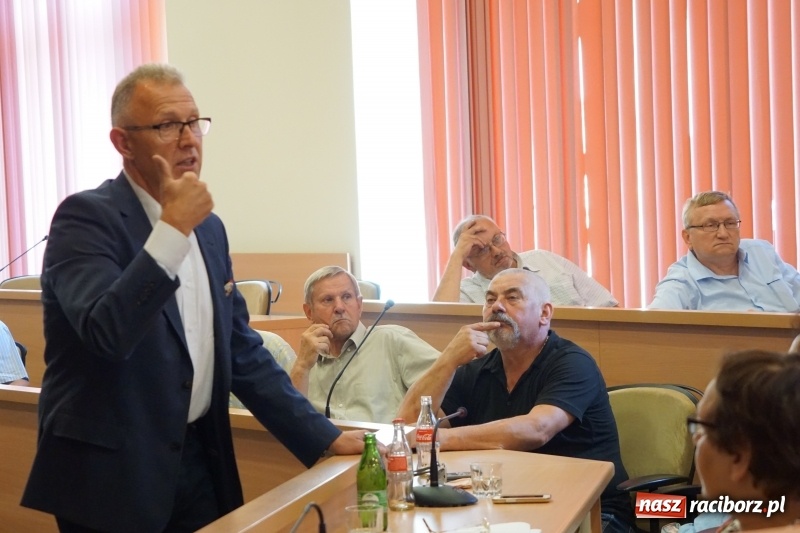 Zdjęcie w galerii na portalu naszraciborz.pl: Konsultacje w ratuszu. Przebudowa Klasztornej zgodna z oczekiwaniami mieszkańców. Niestety dużo droższa niż oczekiwano wiadomości z regionu