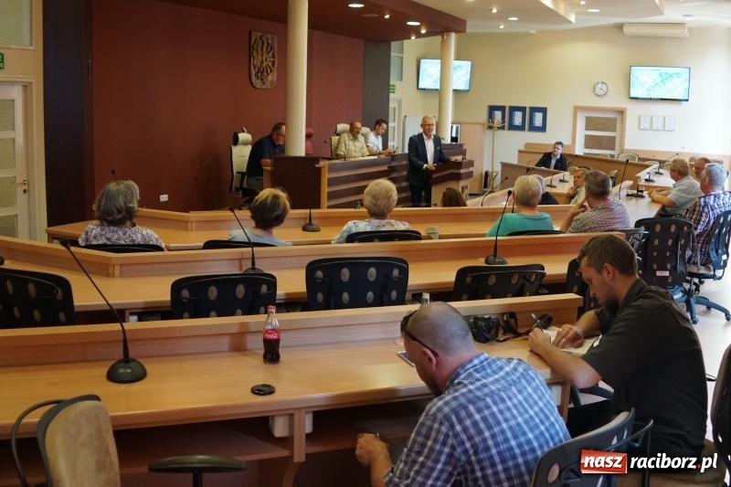 Zdjęcie w galerii na portalu naszraciborz.pl: Konsultacje w ratuszu. Przebudowa Klasztornej zgodna z oczekiwaniami mieszkańców. Niestety dużo droższa niż oczekiwano wiadomości z regionu