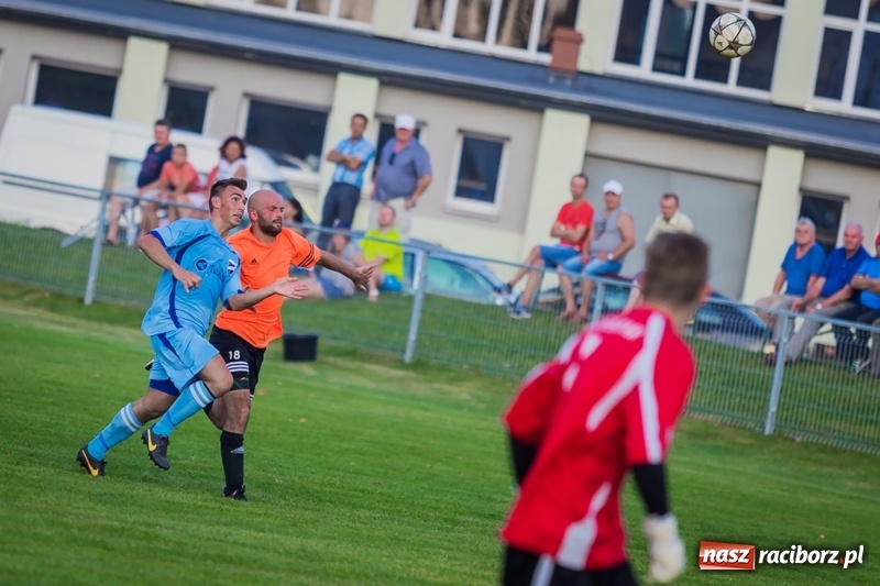 Zdjęcie w galerii na portalu naszraciborz.pl: Wysoka wygrana Unii Racibórz ze Studzienną wiadomości z regionu