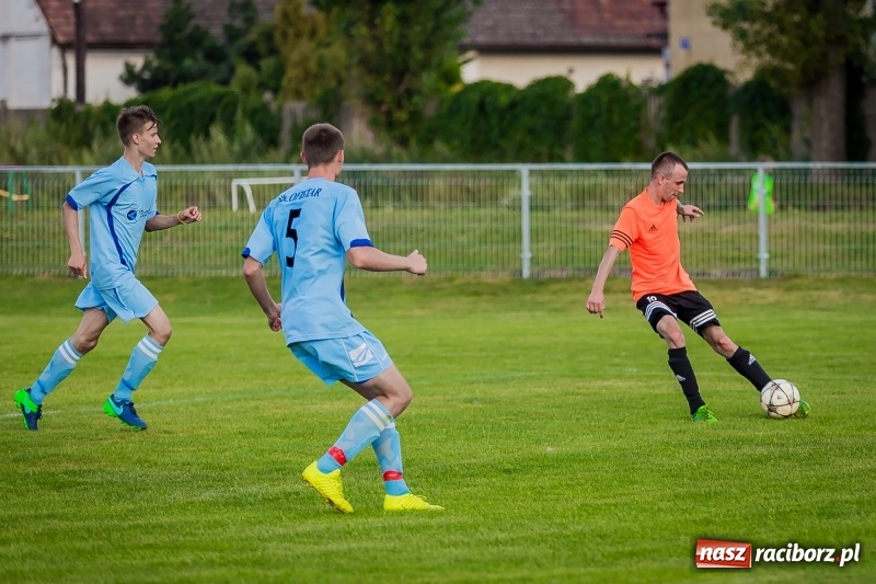 Zdjęcie w galerii na portalu naszraciborz.pl: Wysoka wygrana Unii Racibórz ze Studzienną wiadomości z regionu