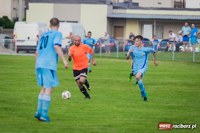 Zdjęcie w galerii na portalu naszraciborz.pl: Wysoka wygrana Unii Racibórz ze Studzienną wiadomości z regionu