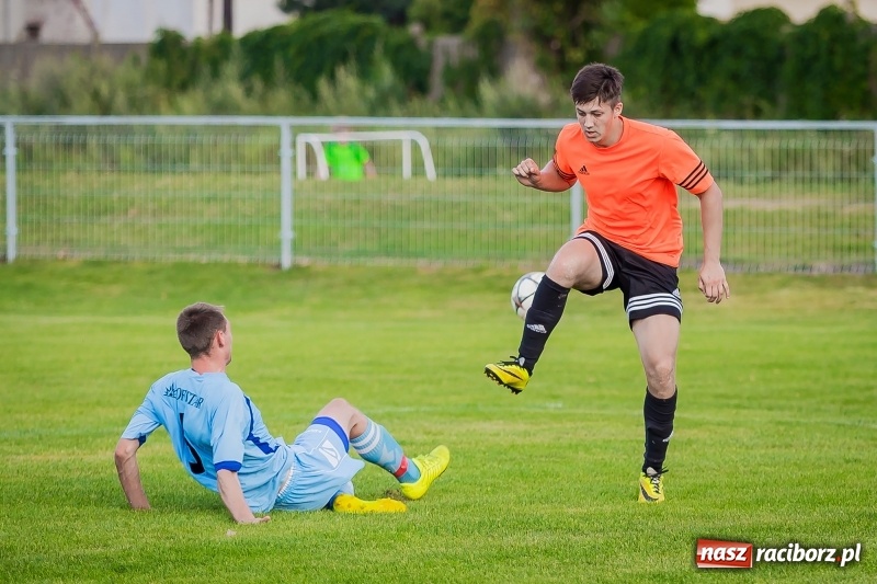 Zdjęcie w galerii na portalu naszraciborz.pl: Wysoka wygrana Unii Racibórz ze Studzienną wiadomości z regionu