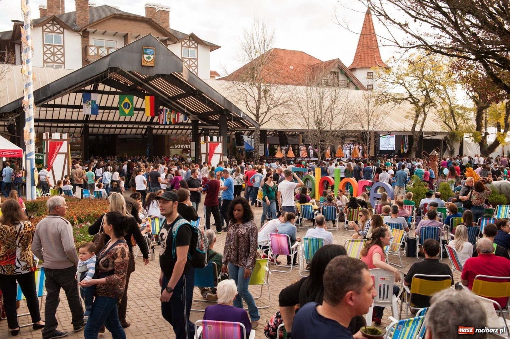 Zdjęcie w galerii na portalu naszraciborz.pl: Zespół Raciborzanie na Festiwalu w Brazylii wiadomości z regionu