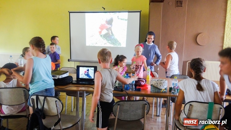Zdjęcie w galerii na portalu naszraciborz.pl: Rozpoczęcie wakacyjnej akcji w Krzanowicach wiadomości z regionu