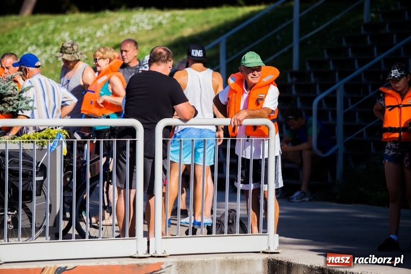 Zdjęcie w galerii na portalu naszraciborz.pl: W sześć godzin dookoła Raciborza kajakiem wiadomości z regionu