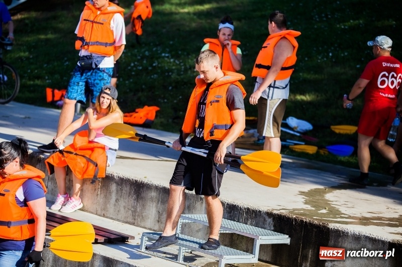 Zdjęcie w galerii na portalu naszraciborz.pl: W sześć godzin dookoła Raciborza kajakiem wiadomości z regionu