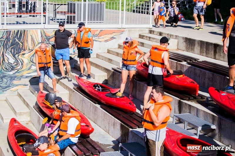 Zdjęcie w galerii na portalu naszraciborz.pl: W sześć godzin dookoła Raciborza kajakiem wiadomości z regionu