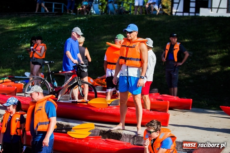 Zdjęcie w galerii na portalu naszraciborz.pl: W sześć godzin dookoła Raciborza kajakiem wiadomości z regionu