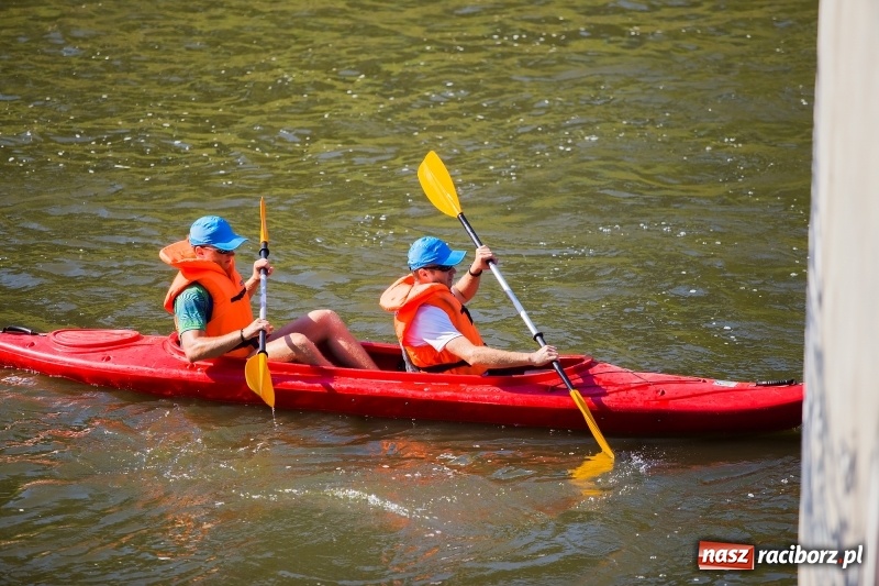 Zdjęcie w galerii na portalu naszraciborz.pl: W sześć godzin dookoła Raciborza kajakiem wiadomości z regionu