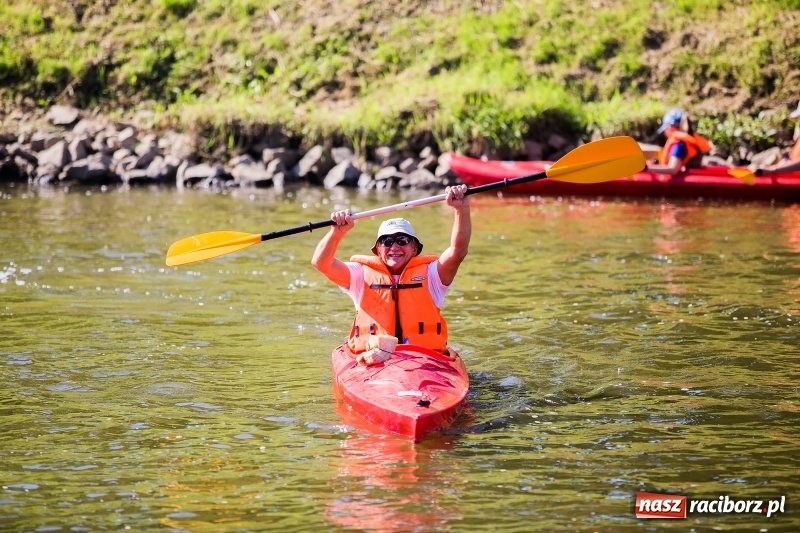 Zdjęcie w galerii na portalu naszraciborz.pl: W sześć godzin dookoła Raciborza kajakiem wiadomości z regionu