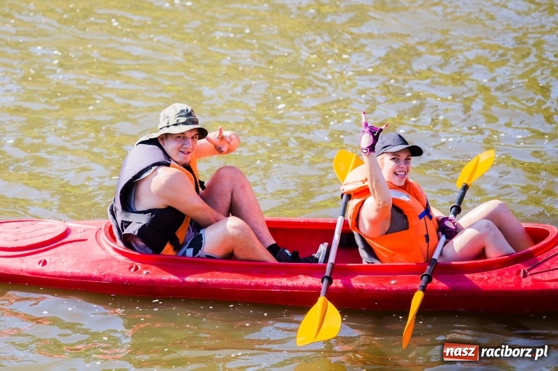Zdjęcie w galerii na portalu naszraciborz.pl: W sześć godzin dookoła Raciborza kajakiem wiadomości z regionu