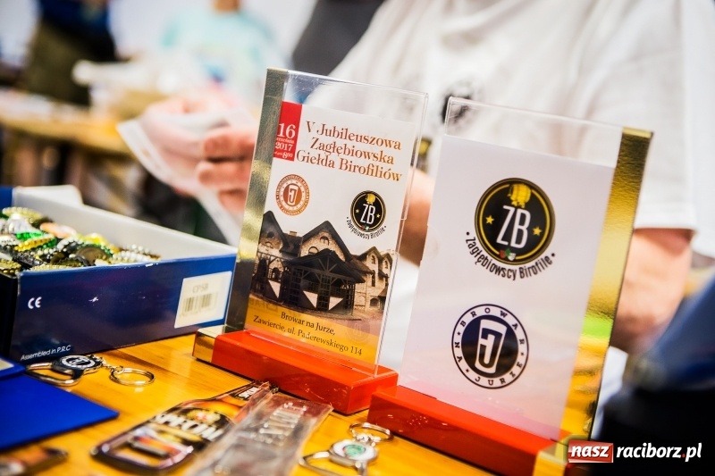 Zdjęcie w galerii na portalu naszraciborz.pl: Trwa Międzynarodowa Giełda Birofiliów wiadomości z regionu