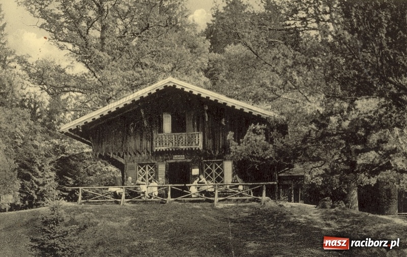 Zdjęcie w galerii na portalu naszraciborz.pl: Lata świetności uroczyska Buk w Rudach koło Raciborza na starej fotografii wiadomości z regionu