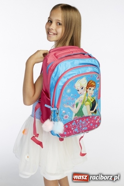 Zdjęcie w galerii na portalu naszraciborz.pl: Porządny tornister z wyposażeniem i niezbędnikiem higienicznym już w Rossmannie  wiadomości z regionu