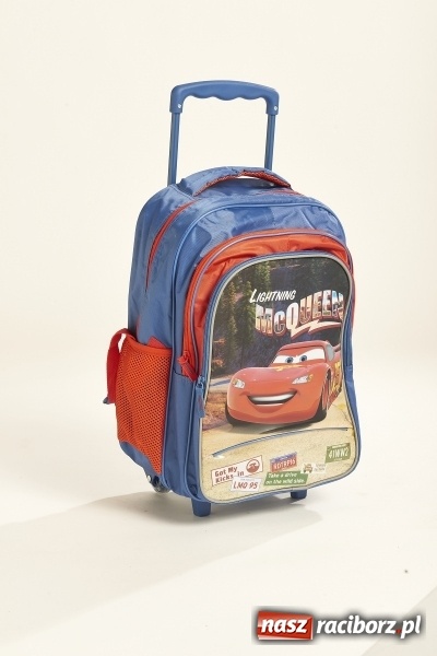 Zdjęcie w galerii na portalu naszraciborz.pl: Porządny tornister z wyposażeniem i niezbędnikiem higienicznym już w Rossmannie  wiadomości z regionu