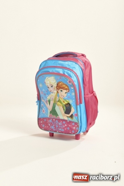 Zdjęcie w galerii na portalu naszraciborz.pl: Porządny tornister z wyposażeniem i niezbędnikiem higienicznym już w Rossmannie  wiadomości z regionu